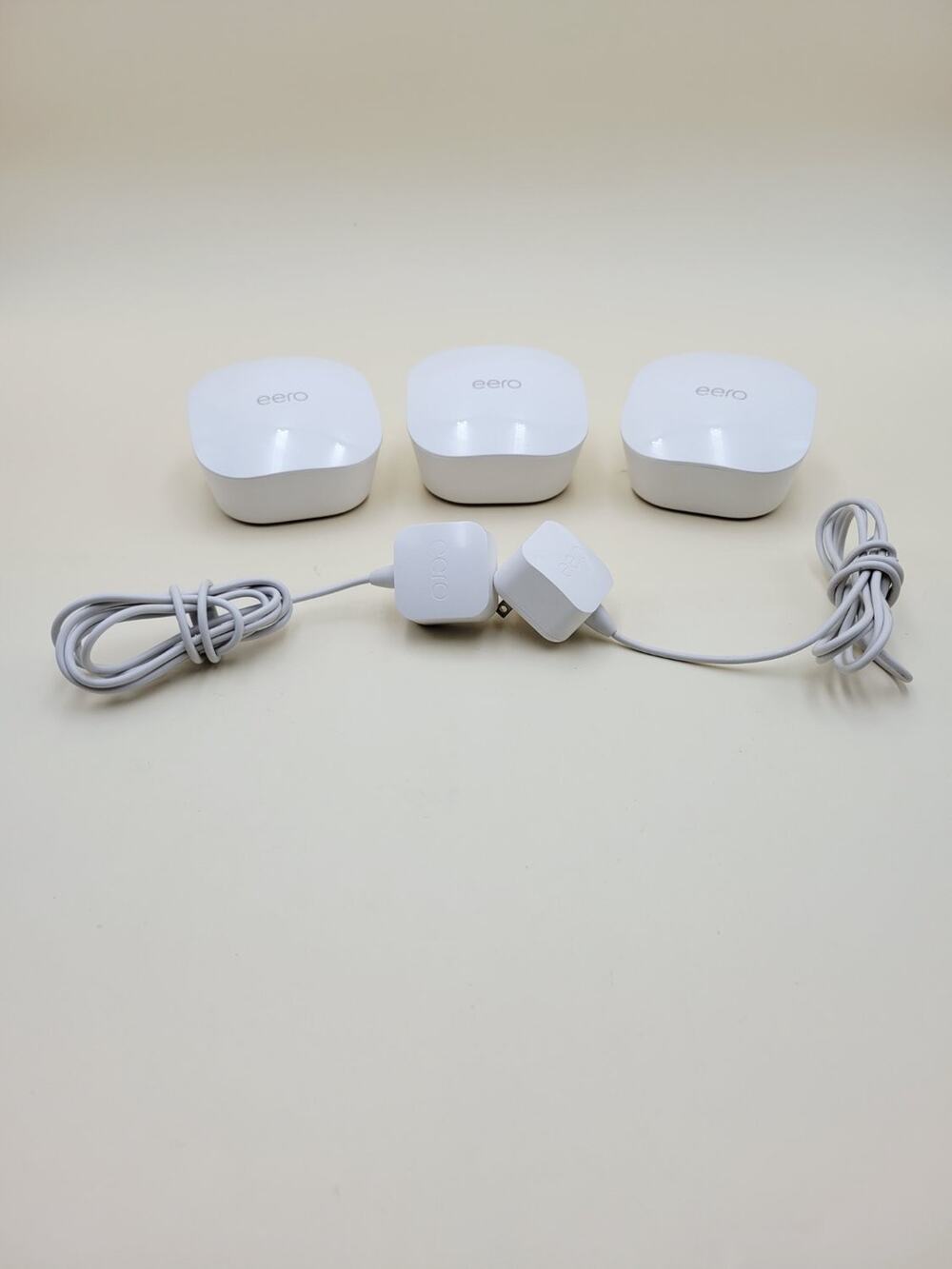 eero J010001 Mesh Wi-Fi System 3-Pack White Dual-Band Routers w/ 2 Power